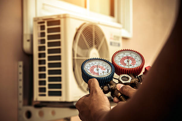 Professional Air Conditioning Service technician working in Metairie, LA